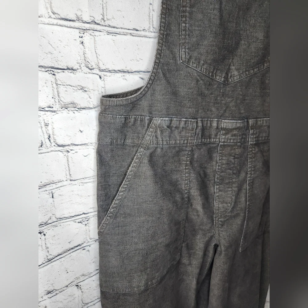Aerie Werk &‎ Play Corduroy Gray Overalls Size Small
